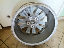 Load image into Gallery viewer, 1x Alufelge 16 Zoll 6.5&quot; 5x112 50ET 5K0601025AE VW Golf Vi Rim Wheel