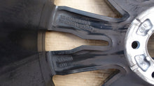 Load image into Gallery viewer, 1x Alufelge 21 Zoll 9.5" 5x112 31ET Glanz Schwarz 760601025D VW Touareg FEL8414484629vd
