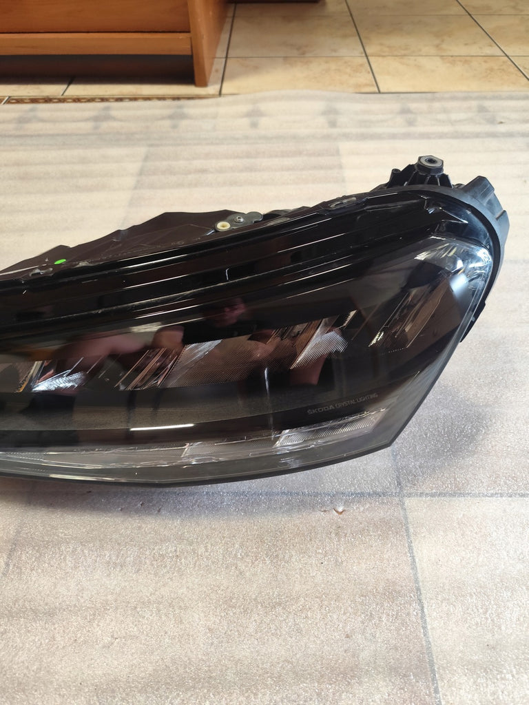 Frontscheinwerfer Skoda Fabia IV 6VB941015 Links Scheinwerfer Headlight SCH9319650936mb