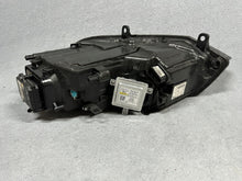Load image into Gallery viewer, Frontscheinwerfer VW Touareg 7P1941034 Xenon Rechts Scheinwerfer Headlight