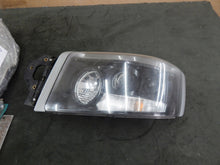 Laden Sie das Bild in den Galerie-Viewer, Frontscheinwerfer Renault 21554749 Links Scheinwerfer Headlight SCH6427796156wx