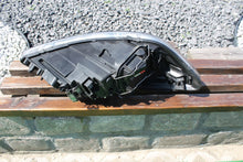 Laden Sie das Bild in den Galerie-Viewer, Frontscheinwerfer Volvo C30 31299818 LED Links Scheinwerfer Headlight