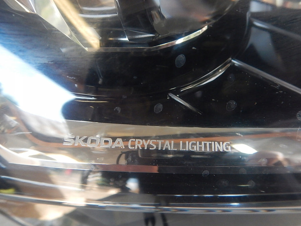 Frontscheinwerfer Skoda Superb III 3V1941016D LED Rechts Scheinwerfer Headlight
