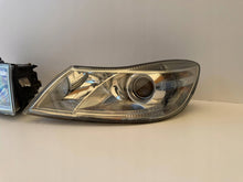 Laden Sie das Bild in den Galerie-Viewer, Frontscheinwerfer Skoda Octavia II 1Z1941016F Ein Stück (Rechts oder Links) SCH6727538298or