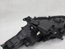 Laden Sie das Bild in den Galerie-Viewer, Frontscheinwerfer Toyota 4 Yaris Rechts Scheinwerfer Headlight SCH2431707622dw