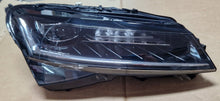 Load image into Gallery viewer, Frontscheinwerfer Skoda Superb III 3V1941016D Xenon Rechts Headlight