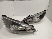 Laden Sie das Bild in den Galerie-Viewer, Frontscheinwerfer Ford Focus F1EB-13W030-EC LED Ein Stück (Rechts oder Links) SCH2491260179sp