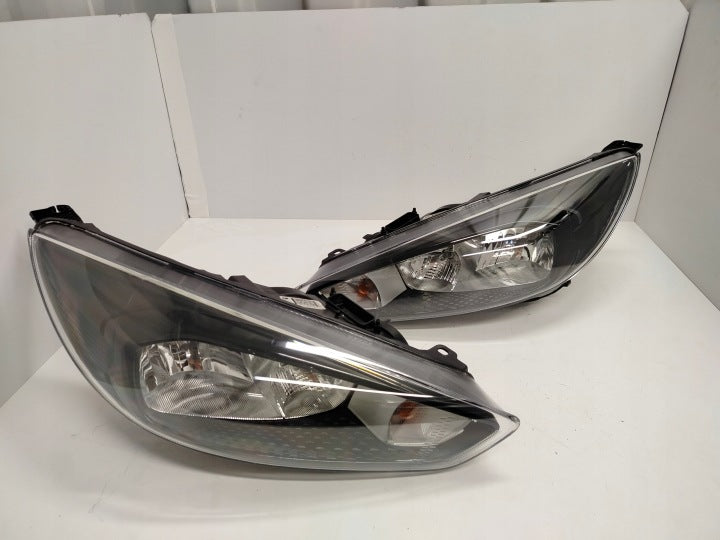 Frontscheinwerfer Ford Focus F1EB-13W030-EC LED Ein Satz Scheinwerfer Headlight SCH2491260179sp