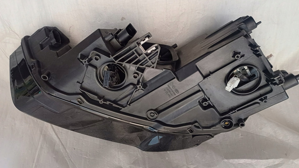 Frontscheinwerfer Audi A1 8XA941005 8XA941006 Xenon Rechts oder Links SCH1981331160wb