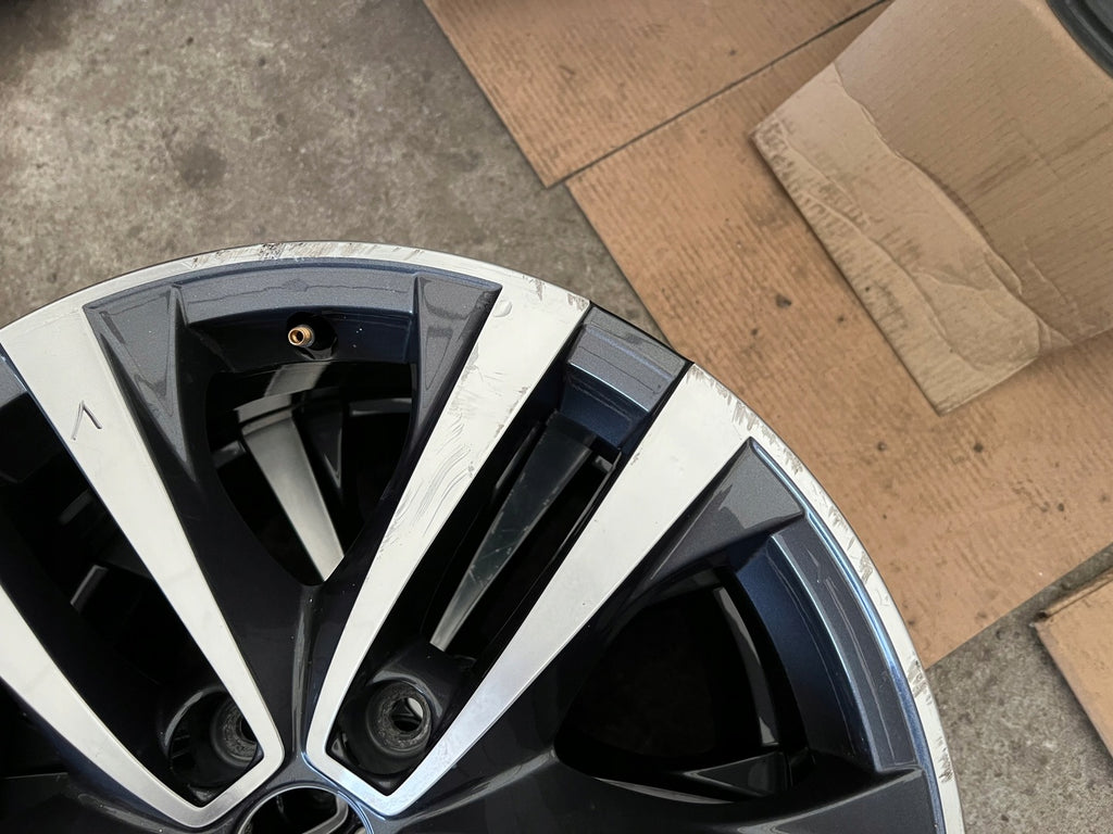 1x Alufelge 18 Zoll 7.0" 5x114.3 403007351R Renault Talisman Kadjar Rim Wheel