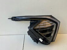 Load image into Gallery viewer, Frontscheinwerfer Kia Sportage V R292112020 92102R2100 LED Rechts Headlight SCH6666739744xu