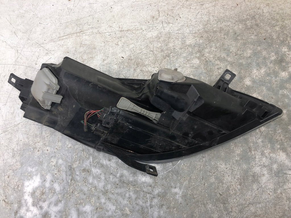 Frontscheinwerfer Mitsubishi Colt VI 8301A283 Links Scheinwerfer Headlight