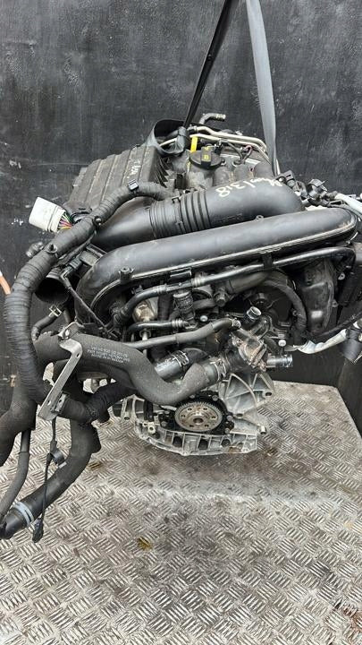 Motor VW Passat Variant DGEB 1.4 156PS 115kW 2022 Hybrid Engine Komplett