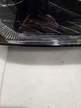 Laden Sie das Bild in den Galerie-Viewer, Frontscheinwerfer Skoda Octavia IV 5E4941016A LED Rechts Scheinwerfer Headlight SCH6655044815rh