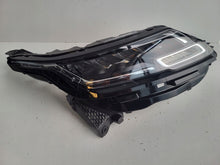 Laden Sie das Bild in den Galerie-Viewer, Frontscheinwerfer Land Rover Range Velar L560 J8A2-13W029-BF 89910486 LED Rechts SCH3493455209qh