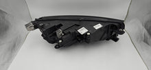 Laden Sie das Bild in den Galerie-Viewer, Frontscheinwerfer Skoda Octavia I 5E4941015B LED Links Scheinwerfer Headlight SCH3560573118eu
