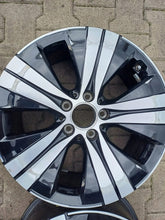 Laden Sie das Bild in den Galerie-Viewer, 2x Alufelge 17 Zoll 7.0" 5x112 44 5ET A2064017100 Mercedes-Benz W206 Rim Wheel FEL3313152102ze
