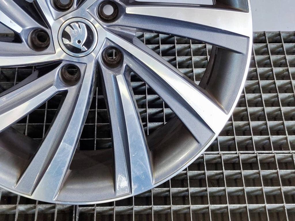 1x Alufelge 18 Zoll 7.5" 5x112 5E3601025AG Skoda Octavia Iv Rim Wheel FEL8783049202dm