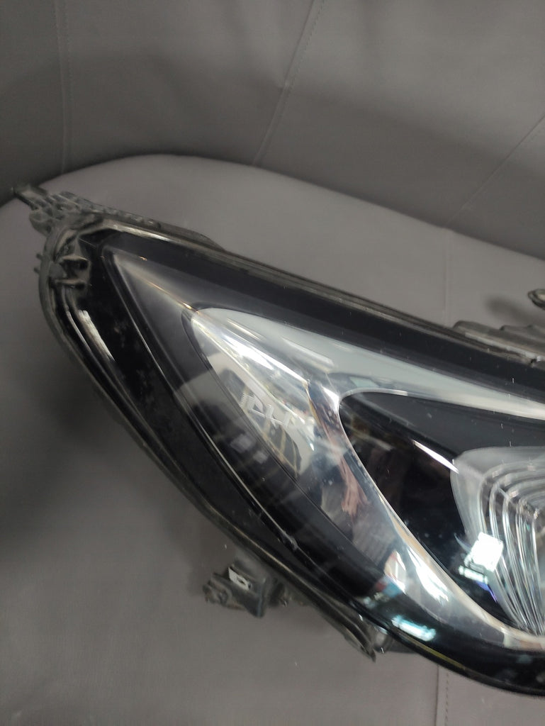 Frontscheinwerfer Opel Astra 39023763 Rechts Scheinwerfer Headlight SCH8330799896ur