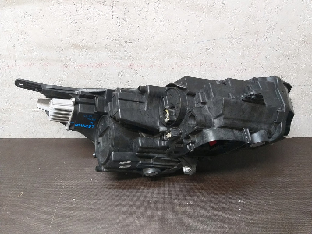 Frontscheinwerfer Opel Crossland X 39153431 Full LED Links Headlight