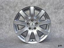 Laden Sie das Bild in den Galerie-Viewer, 1x Alufelge 17 Zoll 8.0" 5x112 38ET Glanz Silber 2114013502 Mercedes-Benz W211 FEL5319485287rh