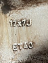 Load image into Gallery viewer, 1x Alufelge 17 Zoll 7.0" 5x114.3 Nissan Qashqai I Rim Wheel FEL9911562981gh