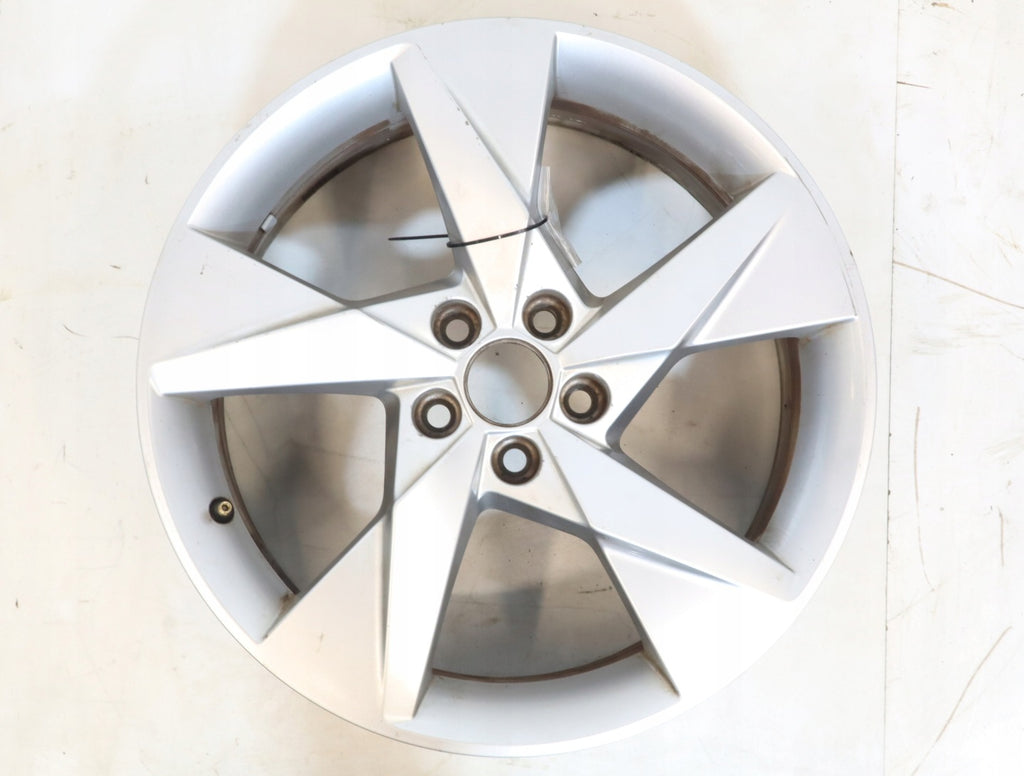 1x Alufelge 17 Zoll 6.5" 5x100 40ET Glanz 657601025C Skoda Scala Rim Wheel FEL6180917268sc