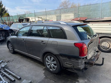 Laden Sie das Bild in den Galerie-Viewer, Frontscheinwerfer Toyota Avensis Ein Stück (Rechts oder Links) Headlight SCH8182006293in