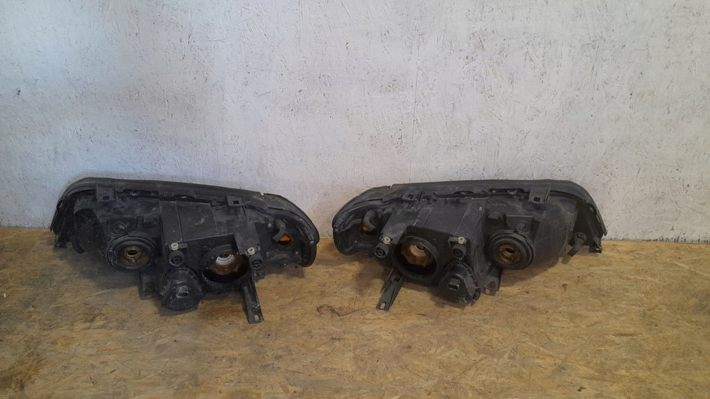 Frontscheinwerfer BMW X5 E53 15183300 151833400 Xenon Ein Satz Headlight