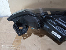 Laden Sie das Bild in den Galerie-Viewer, Frontscheinwerfer Mitsubishi Outlander I 4BX19-8301D3 ECM921-21E20 LED Rechts