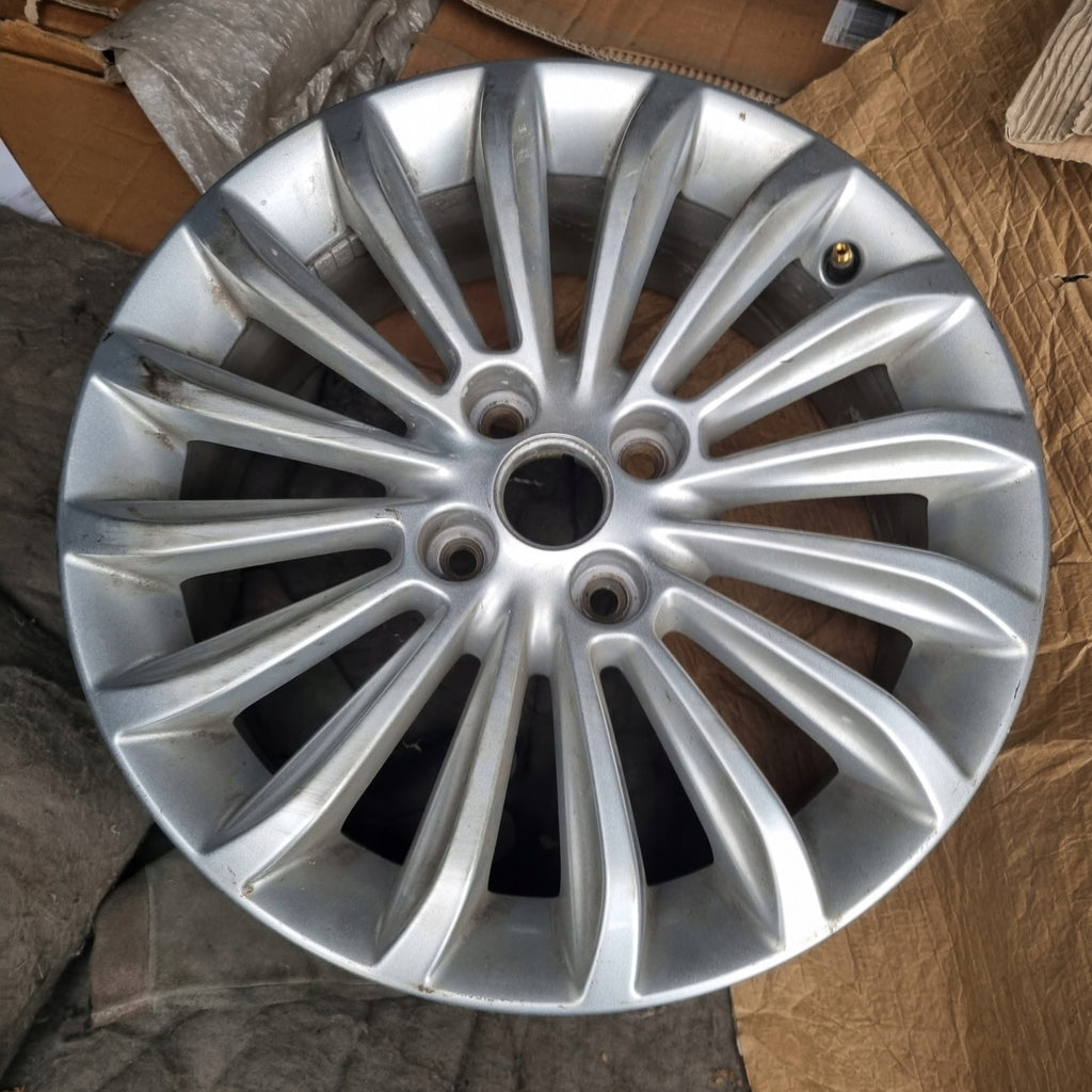 1x Alufelge 16 Zoll 6.5" 4x100 40ET Glanz Silber OP071 Opel Corsa Rim Wheel