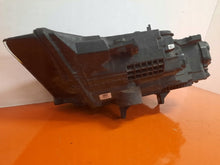 Laden Sie das Bild in den Galerie-Viewer, Frontscheinwerfer Audi Q7 4M0941012C Rechts Scheinwerfer Headlight