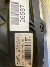 Laden Sie das Bild in den Galerie-Viewer, Frontscheinwerfer Volvo Xc60 30763135 Xenon Links Scheinwerfer Headlight SCH4469090859yv