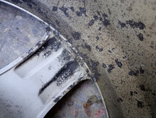 Load image into Gallery viewer, 1x Alufelge 17 Zoll 8.0" 5x120 30ET Silber KBA46717 Audi Rim Wheel FEL6626395756uv
