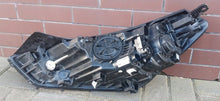 Laden Sie das Bild in den Galerie-Viewer, Frontscheinwerfer Hyundai Tucson 92102-D7200 Rechts Scheinwerfer Headlight