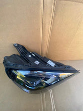 Laden Sie das Bild in den Galerie-Viewer, Frontscheinwerfer Mercedes-Benz Gle A1679065608 LED Rechts Headlight