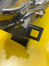 Laden Sie das Bild in den Galerie-Viewer, Frontscheinwerfer Mazda Cx5 Cx-5 KB8N51040H LED Links Scheinwerfer Headlight