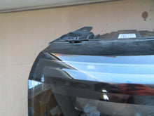 Laden Sie das Bild in den Galerie-Viewer, Frontscheinwerfer Renault Master 260609073R- 260609073R260609073R Links SCH5481780365cm