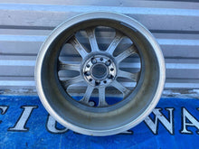 Load image into Gallery viewer, 1x Alufelge 17 Zoll A1564011700 Mercedes-Benz Gla Rim Wheel