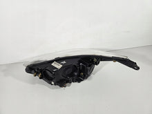 Laden Sie das Bild in den Galerie-Viewer, Frontscheinwerfer Ford Focus III 1784365415745 Rechts Scheinwerfer Headlight SCH2129601409cw