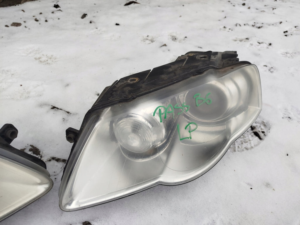 Frontscheinwerfer VW Passat 3C0941751K 3C0941752K Xenon Rechts oder Links SCH9908339097ka