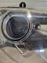 Load image into Gallery viewer, Frontscheinwerfer BMW X5 E70 7221896 Xenon Rechts Scheinwerfer Headlight SCH7661314224lo