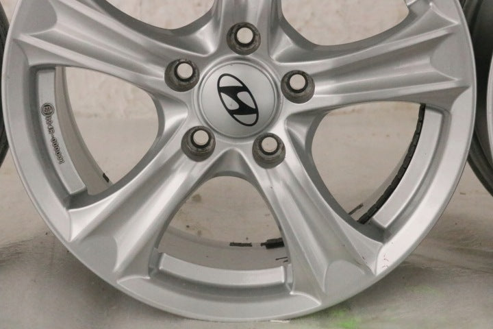 1x Alufelge 16 Zoll 6.5" 5x114.3 46ET KH046516 Hyundai Ix35 Rim Wheel FEL3126837599qk