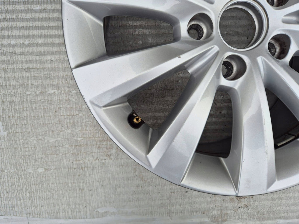 1x Alufelge 16 Zoll 5C0601025T VW Beetle Rim Wheel FEL2321930322aj
