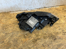 Laden Sie das Bild in den Galerie-Viewer, Frontscheinwerfer VW Polo 2G1941036G 90124658 LED Rechts Scheinwerfer Headlight