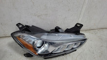 Laden Sie das Bild in den Galerie-Viewer, Frontscheinwerfer Maserati Ghibli III M157 00670038235 LED Rechts Headlight SCH1670712965cd