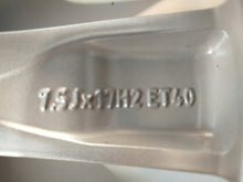 Load image into Gallery viewer, 1x Alufelge 17 Zoll 7.5" 5x112 40ET Glanz Silber A2134011300 Mercedes-Benz FEL2067890228cd