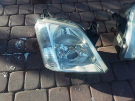 Frontscheinwerfer Opel Zafira B Meriva A Ein Stück (Rechts oder Links) Headlight