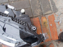 Laden Sie das Bild in den Galerie-Viewer, Frontscheinwerfer Skoda Superb III 3V1941015D LED Links Scheinwerfer Headlight