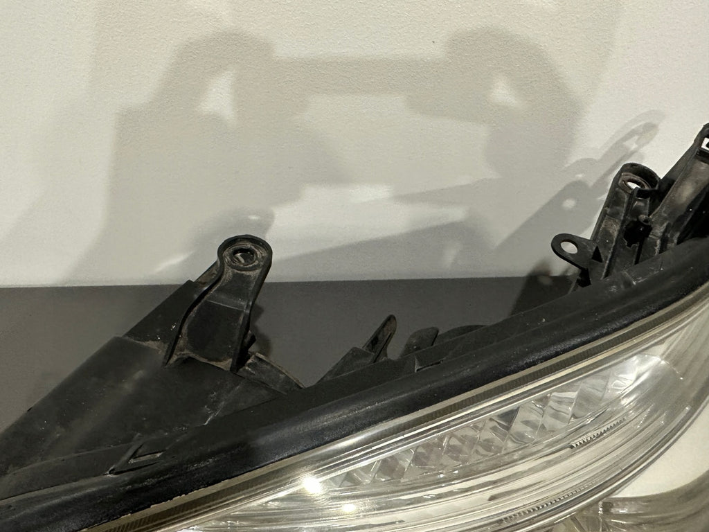 Frontscheinwerfer Toyota III Links Scheinwerfer Headlight SCH8258754094yt